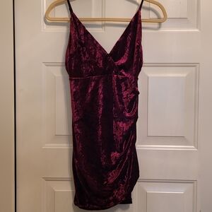 Deep burgundy soft velvet homecoming bodycon mini dress sz Small.